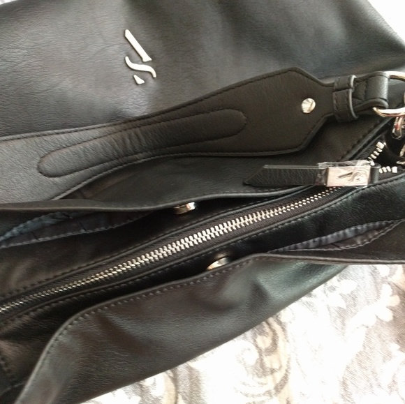 !!SOLD!! ~Brand New! Gorgeous Vera Wang Purse - Picture 5 of 8